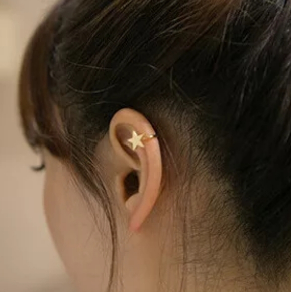 ☆Georgia☆ Star Cuff Earring Silver - Picture 3 of 3